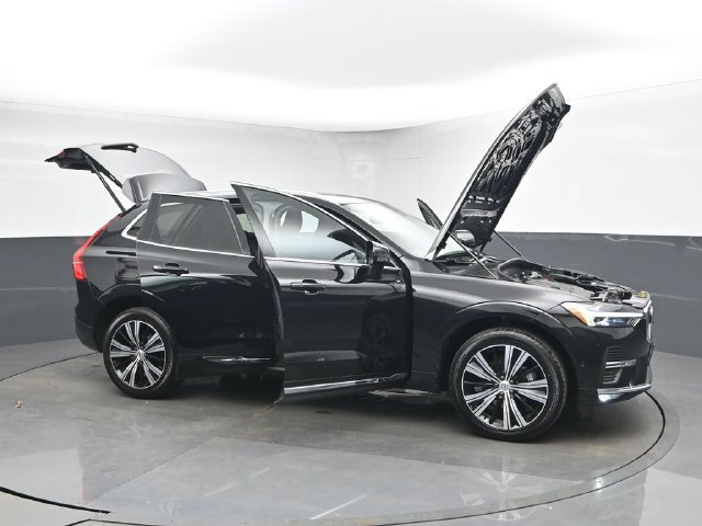 Used 2023 Volvo XC60 B5 Plus w/ Climate Package AWD/4WD image 51