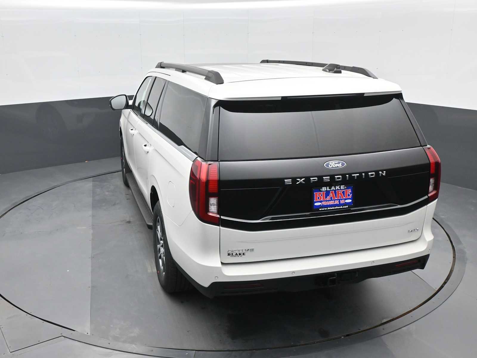 New 2026 Ford Expedition Max Active image 14