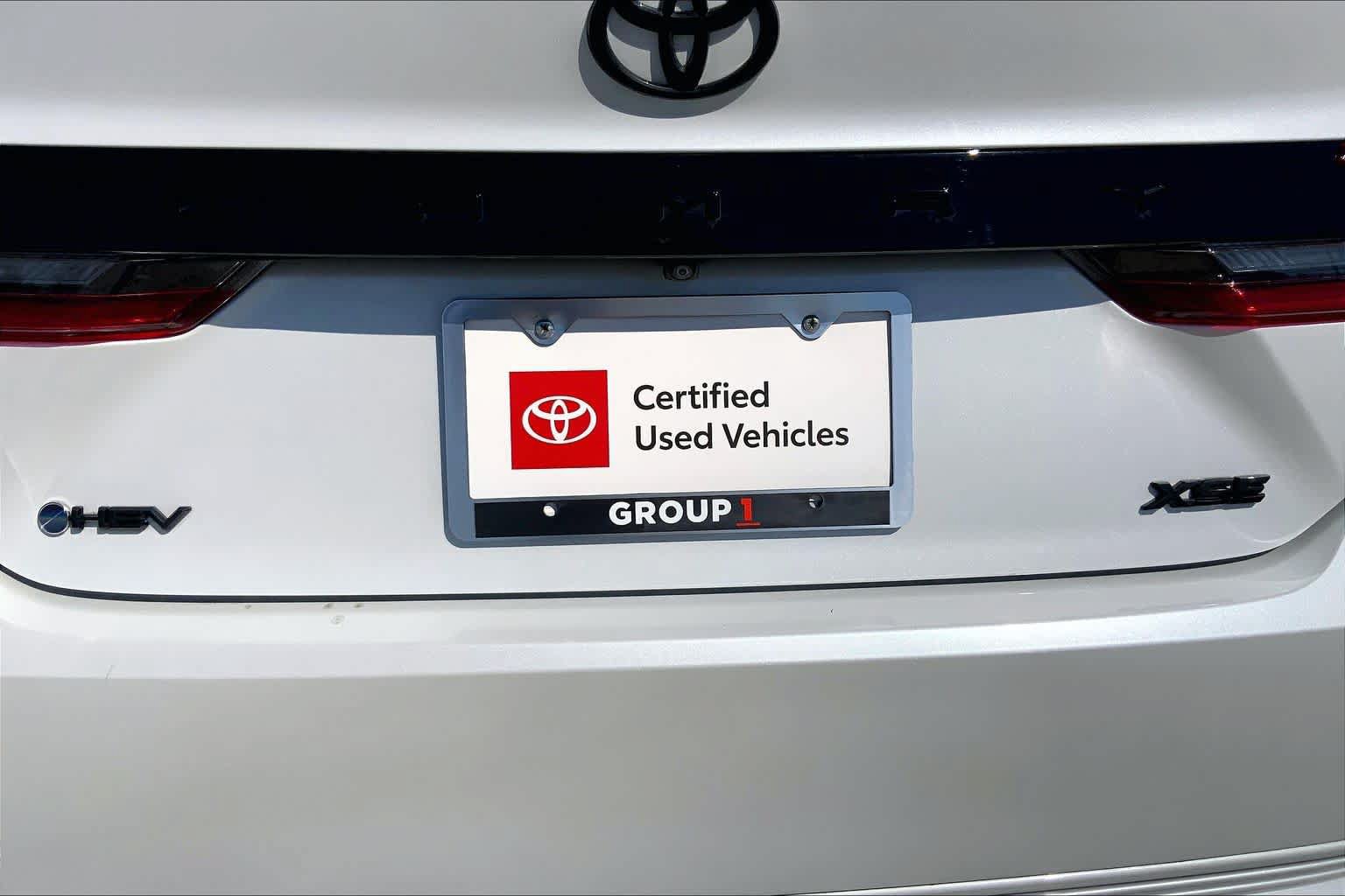 Used 2025 Toyota Camry XSE FWD image 10