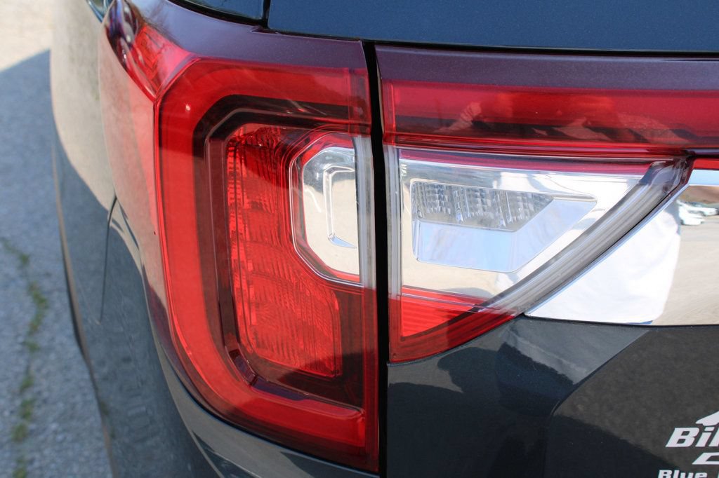 Used 2020 GMC Acadia SLT FWD image 10
