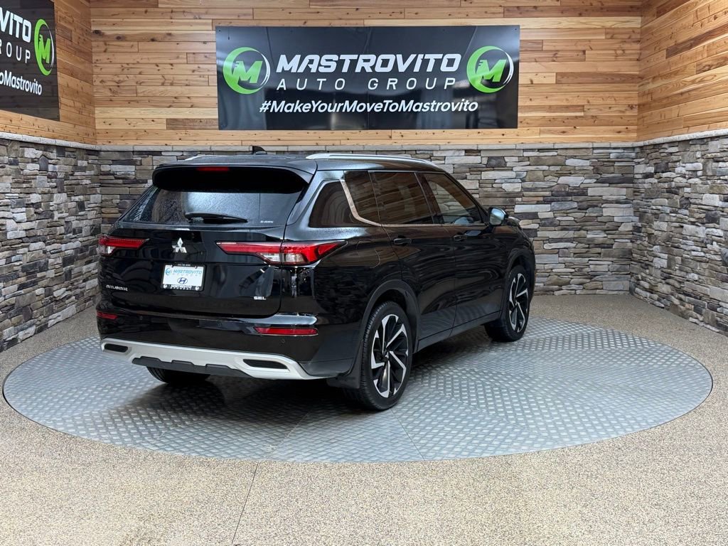 Used 2022 Mitsubishi Outlander SEL image 9