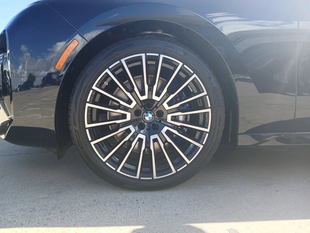 New 2026 BMW 740i xDrive AWD/4WD image 5
