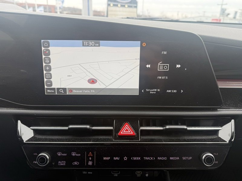 Used 2023 Kia Niro EX w/ EX Cold Weather Package image 15