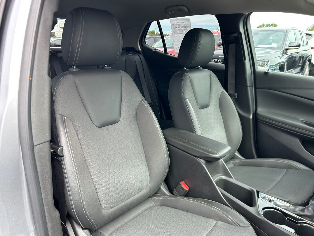 Certified 2024 Buick Encore GX Preferred FWD image 35