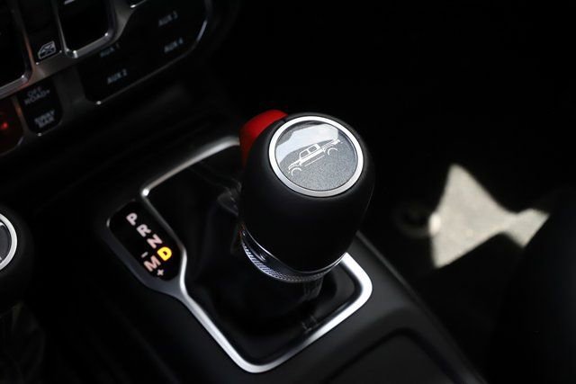 New 2025 Jeep Gladiator Rubicon w/ Safety Group image 31