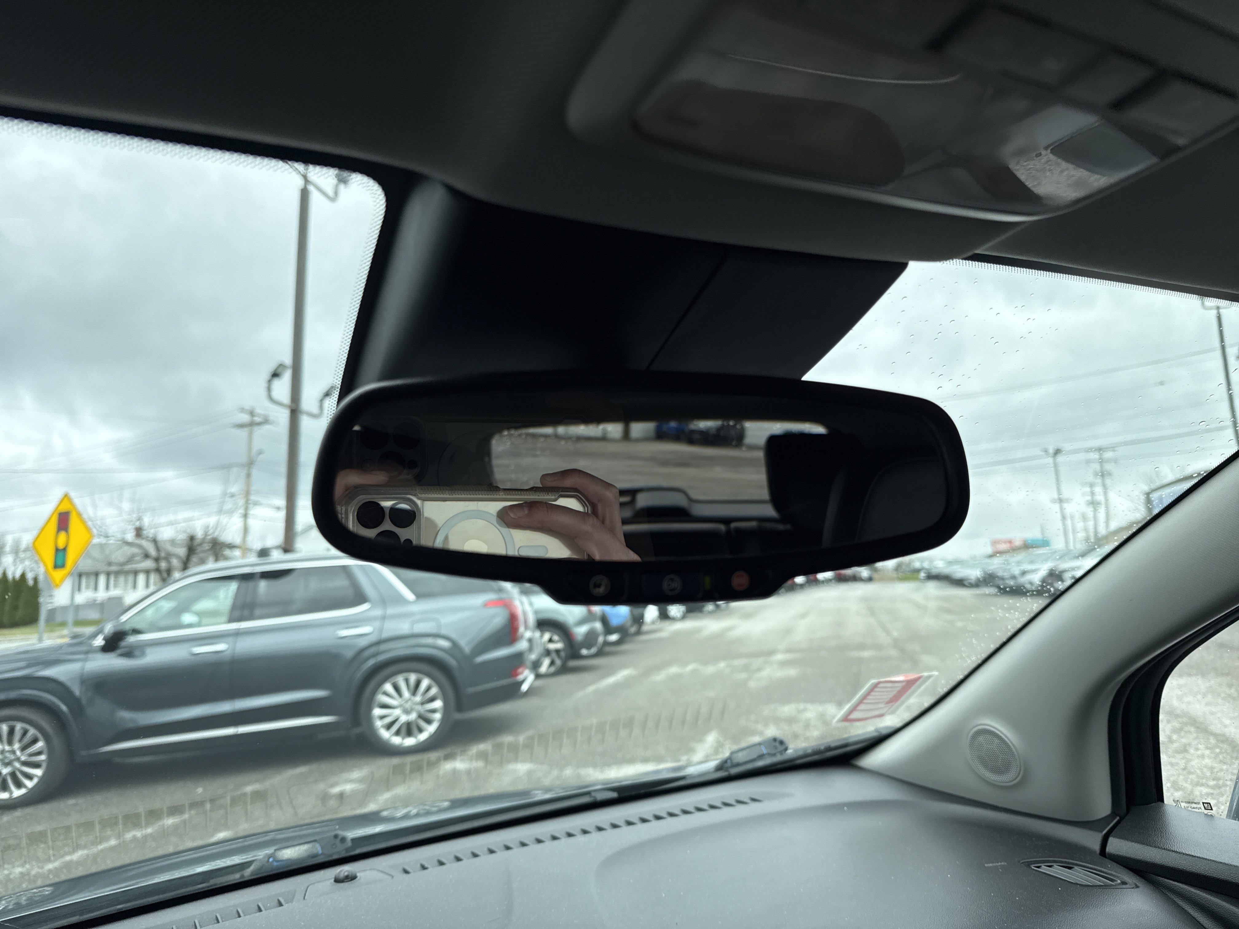 Used 2019 Chevrolet Trax LT w/ LT Convenience Package image 25