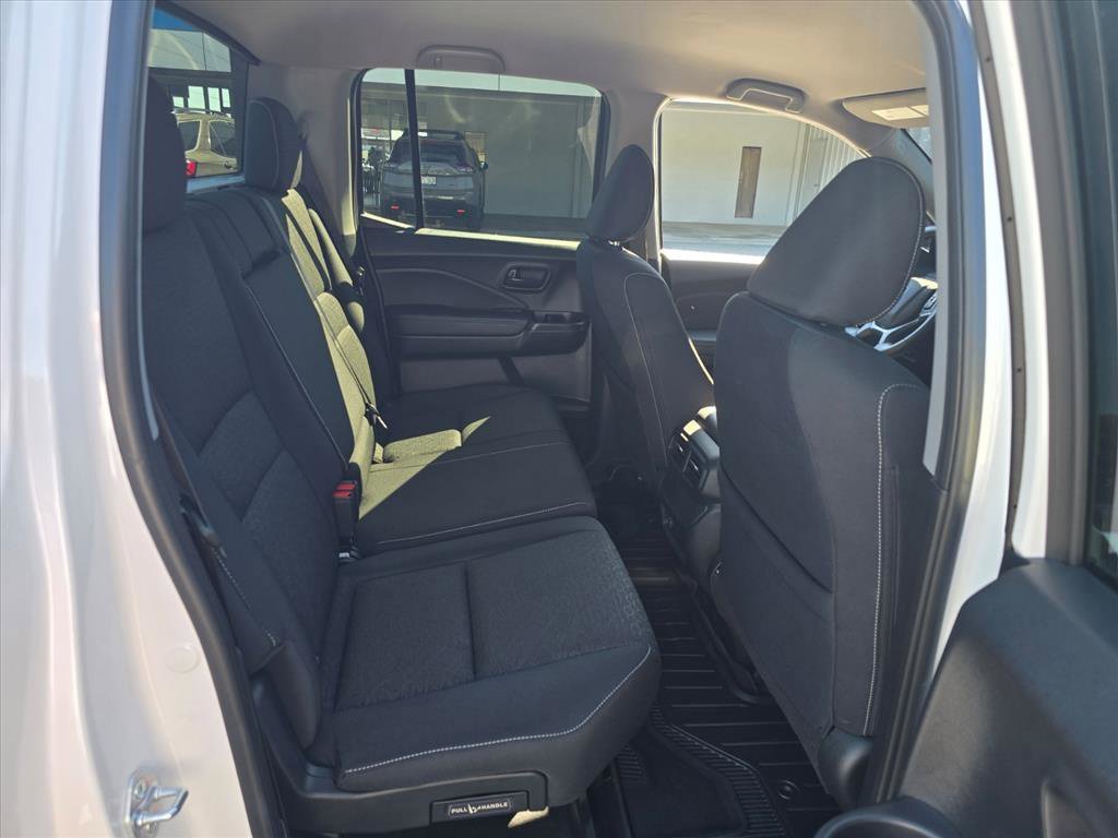 Used 2025 Honda Ridgeline Sport image 13