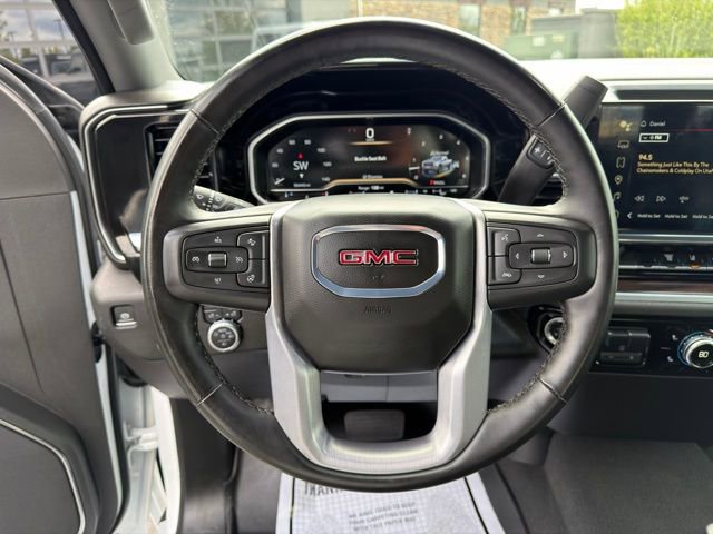 Used 2024 GMC Sierra 3500 SLT w/ X31 Off-Road Package AWD/4WD image 16