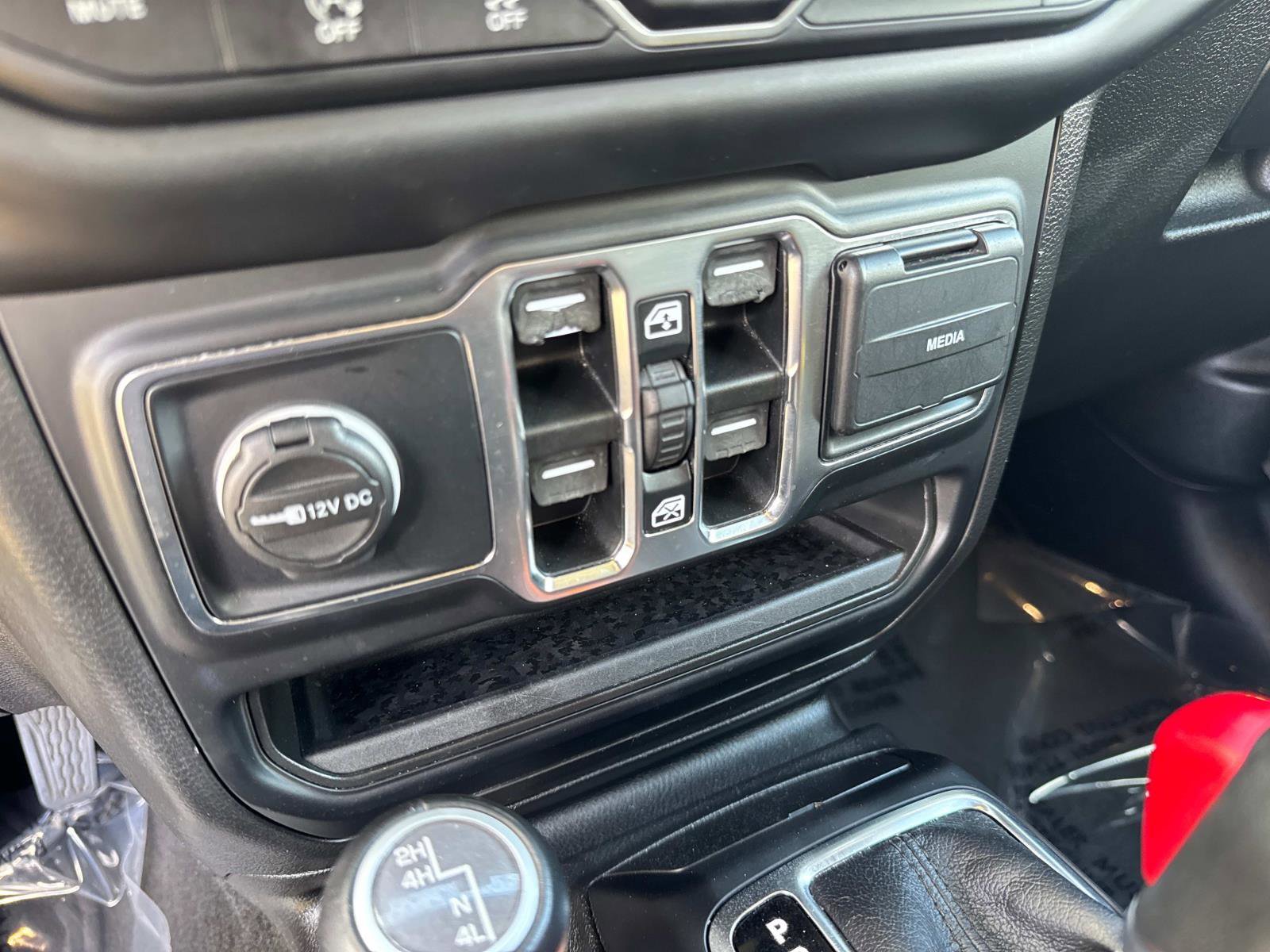 Certified 2021 Jeep Wrangler Unlimited Sahara AWD/4WD image 24