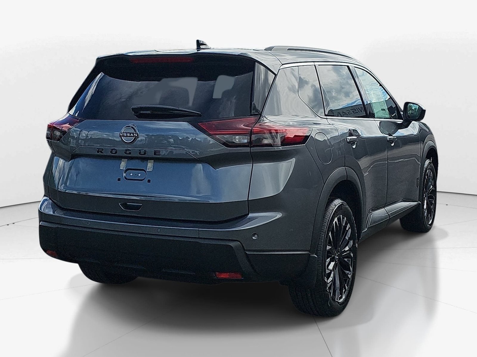 New 2027 Nissan Rogue Dark Armor FWD image 6