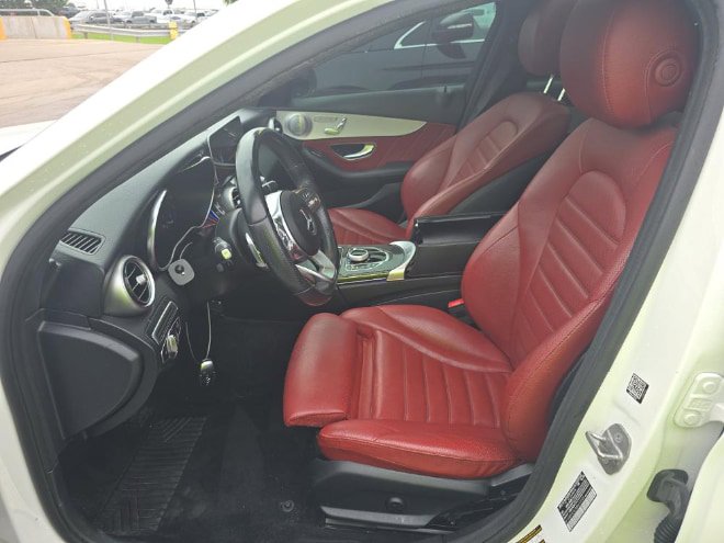 Used 2021 Mercedes-Benz C 300 Sedan image 11