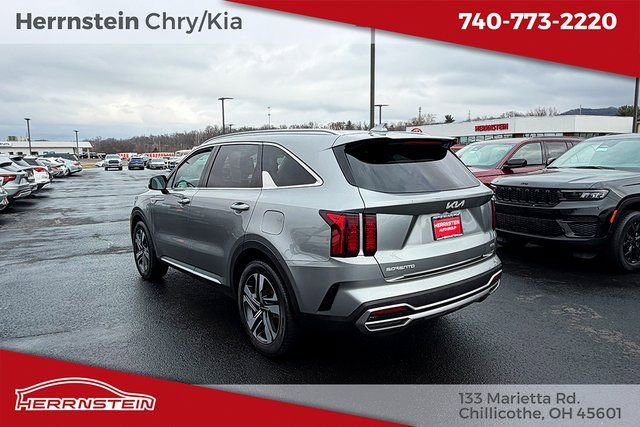Used 2023 Kia Sorento EX image 5