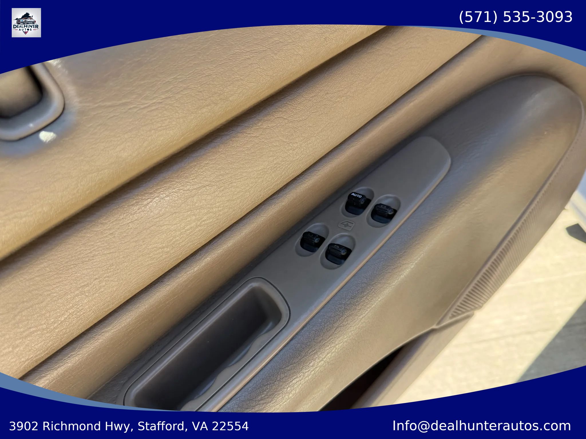 Used 2004 Chrysler Sebring GTC FWD image 20