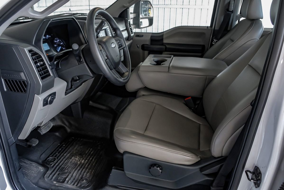 Used 2021 Ford F550 4x4 Crew Cab Super Duty w/ Power Equipment Group image 13