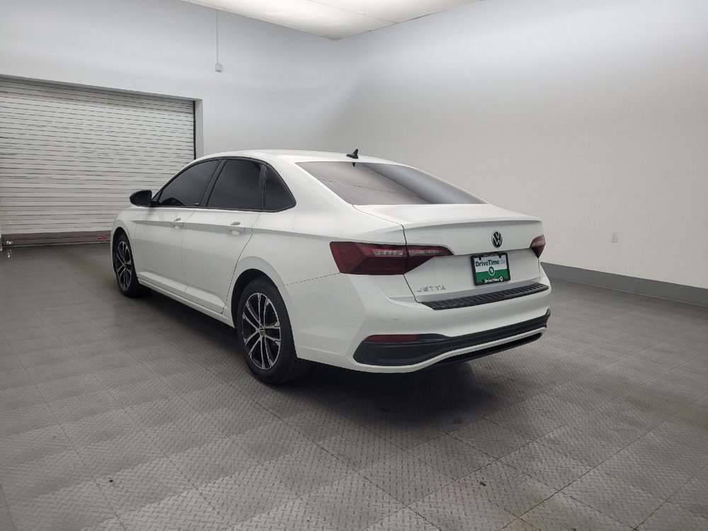 Used 2024 Volkswagen Jetta Sport FWD image 5