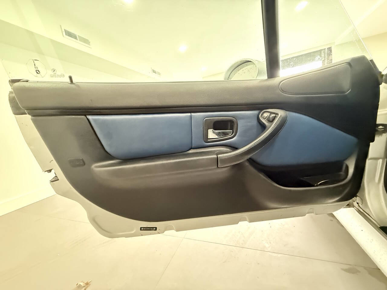 Used 2000 BMW M Roadster RWD image 12