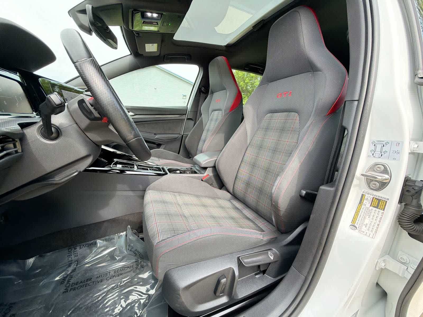 Used 2023 Volkswagen GTI SE FWD image 13