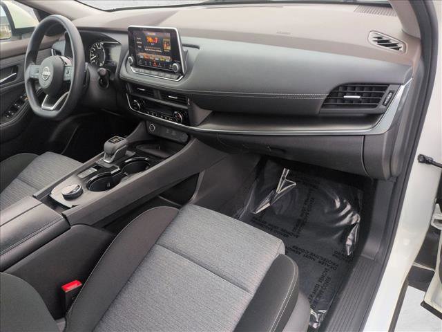 Used 2023 Nissan Rogue SV image 22
