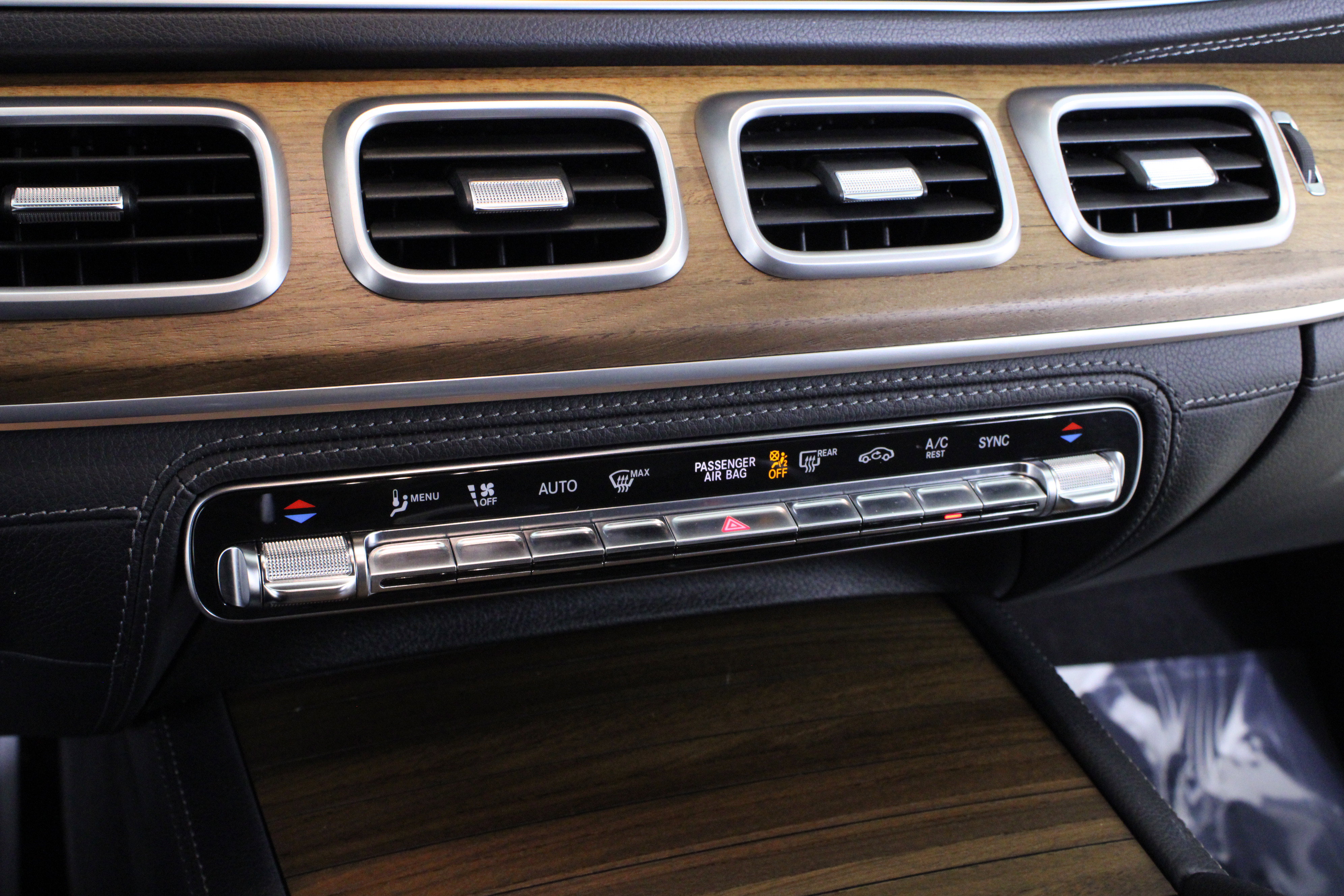 Used 2022 Mercedes-Benz GLE 350 image 29