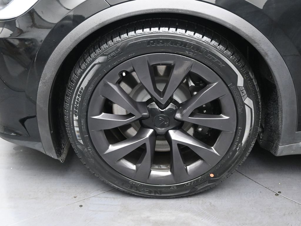 Used 2023 Tesla Model X image 34