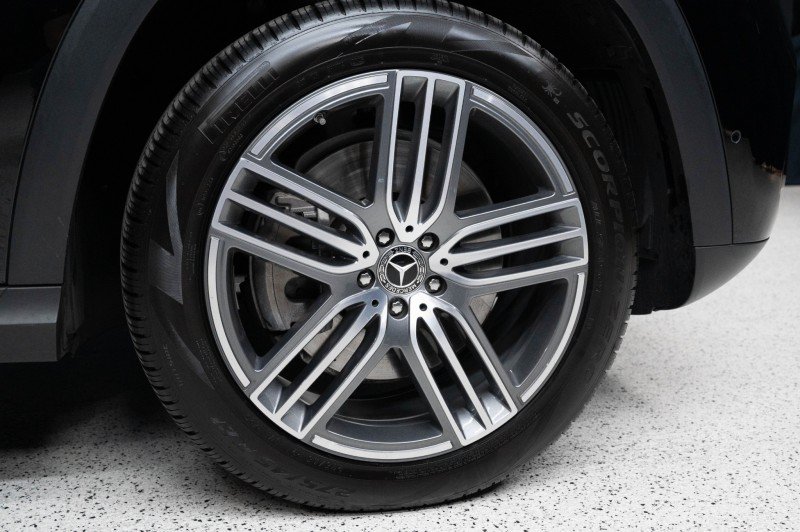 Certified 2026 Mercedes-Benz GLS 450 4MATIC image 12