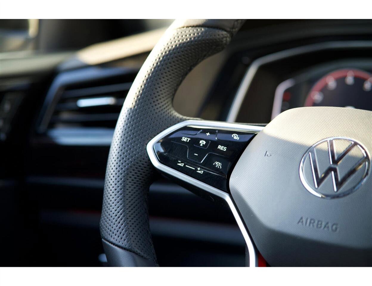 Used 2022 Volkswagen Jetta GLI Autobahn w/ GLI Black Package image 35