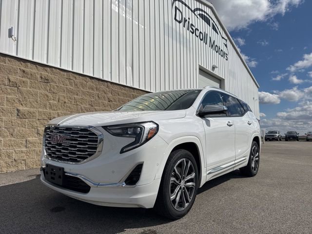 Used 2018 GMC Terrain Denali w/ Advanced Safety Package image 2