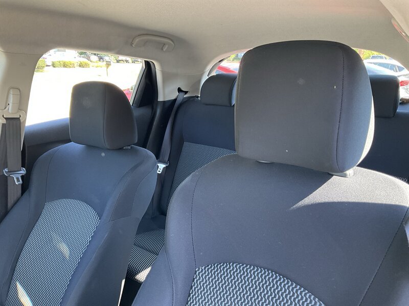 Used 2016 Nissan Juke S AWD/4WD image 21