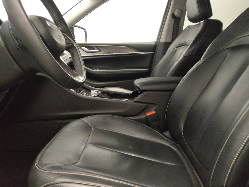 Used 2023 Jeep Grand Cherokee Limited RWD image 17