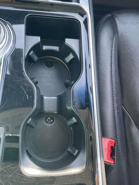 Used 2020 Ford Edge Titanium w/ Equipment Group 301A FWD image 29
