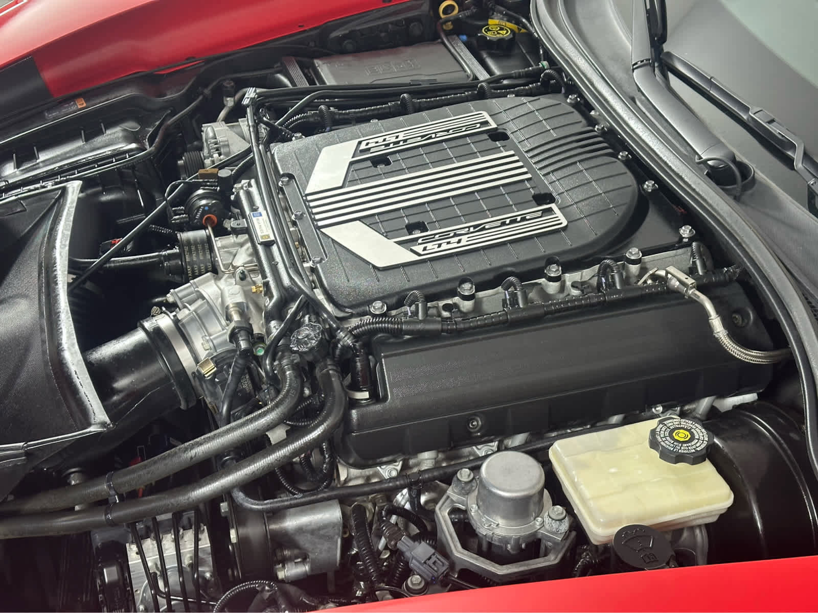 Used 2015 Chevrolet Corvette Z06 w/ 3LZ Preferred Equipment Group image 24