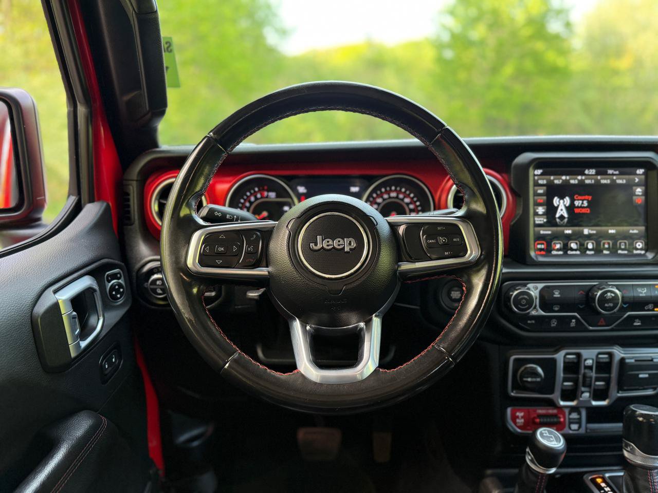 Used 2020 Jeep Gladiator Rubicon AWD/4WD image 17