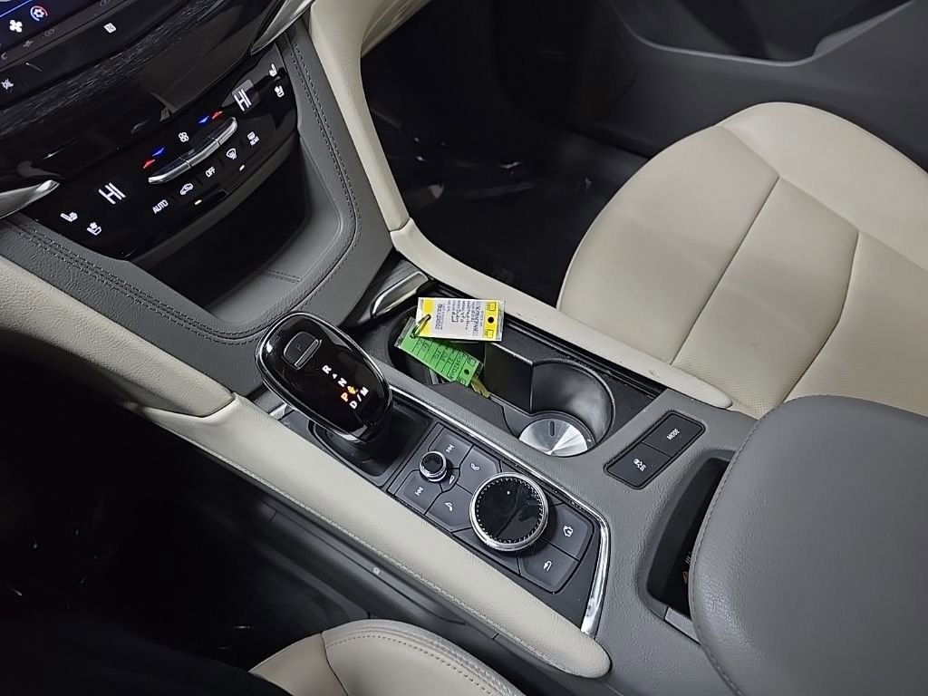 Used 2021 Cadillac XT6 Premium Luxury image 27