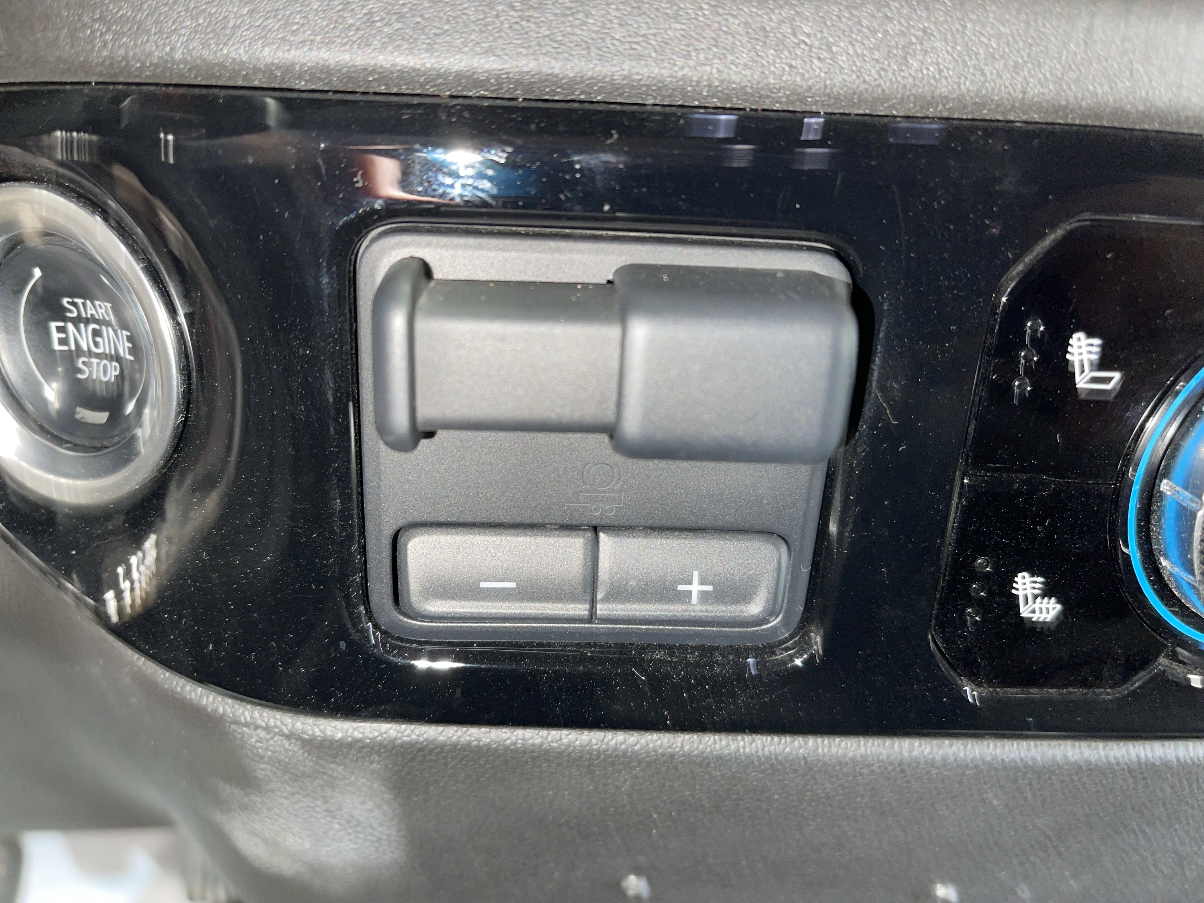 Used 2024 GMC Sierra 1500 Elevation image 29