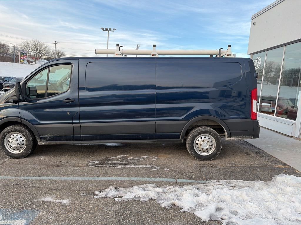 Used 2022 Ford Transit 250 Low Roof AWD image 4