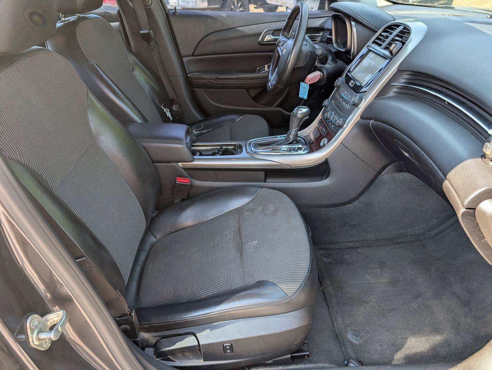 Used 2013 Chevrolet Malibu LT FWD image 37