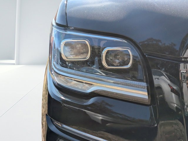 Used 2022 Lincoln Navigator L Black Label image 8