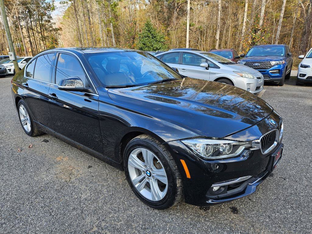 Used 2018 BMW 330i xDrive Sedan w/ Premium Package AWD/4WD image 11