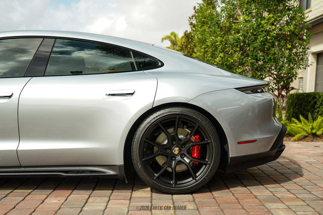 Used 2024 Porsche Taycan GTS image 5