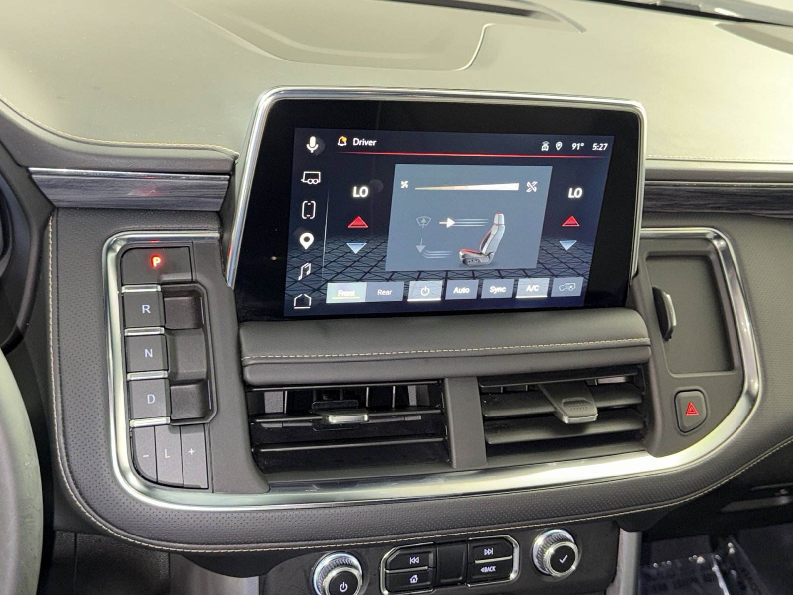 Used 2023 GMC Yukon XL SLT w/ SLT Premium Package image 21