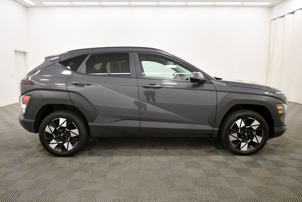 Used 2025 Hyundai Kona SEL image 8
