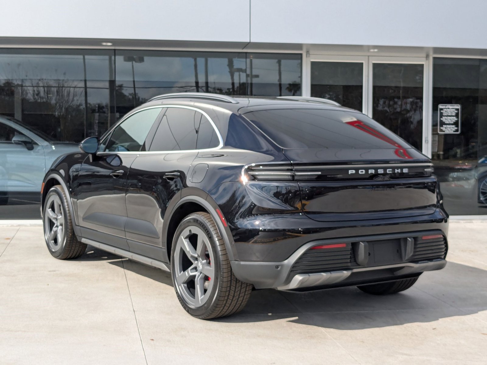 New 2025 Porsche Macan 4S Electric AWD/4WD image 3