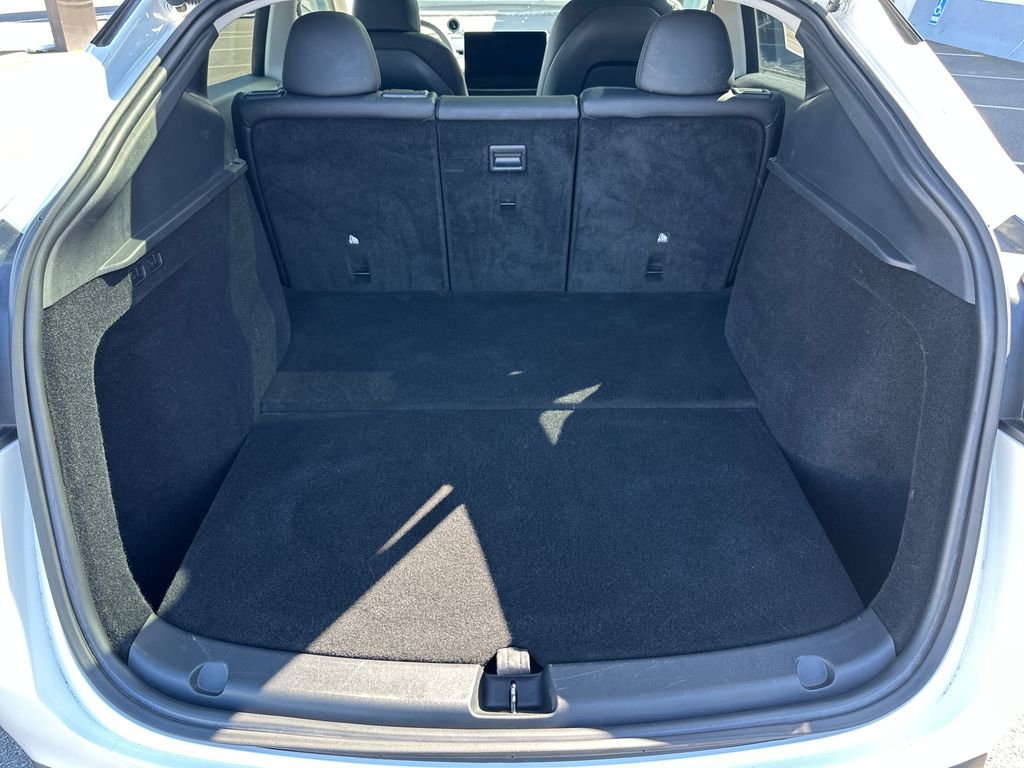 Used 2023 Tesla Model Y Performance image 6