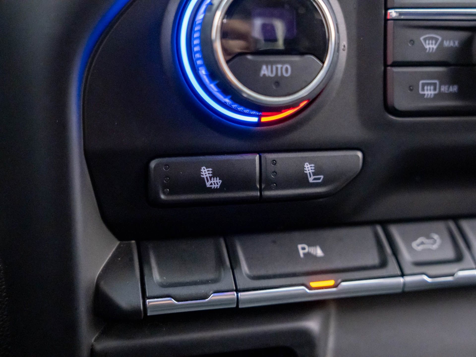 Used 2022 Chevrolet Silverado 1500 LT Trail Boss w/ Safety Package AWD/4WD image 27