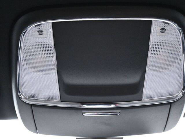 Used 2022 Dodge Charger SXT image 17