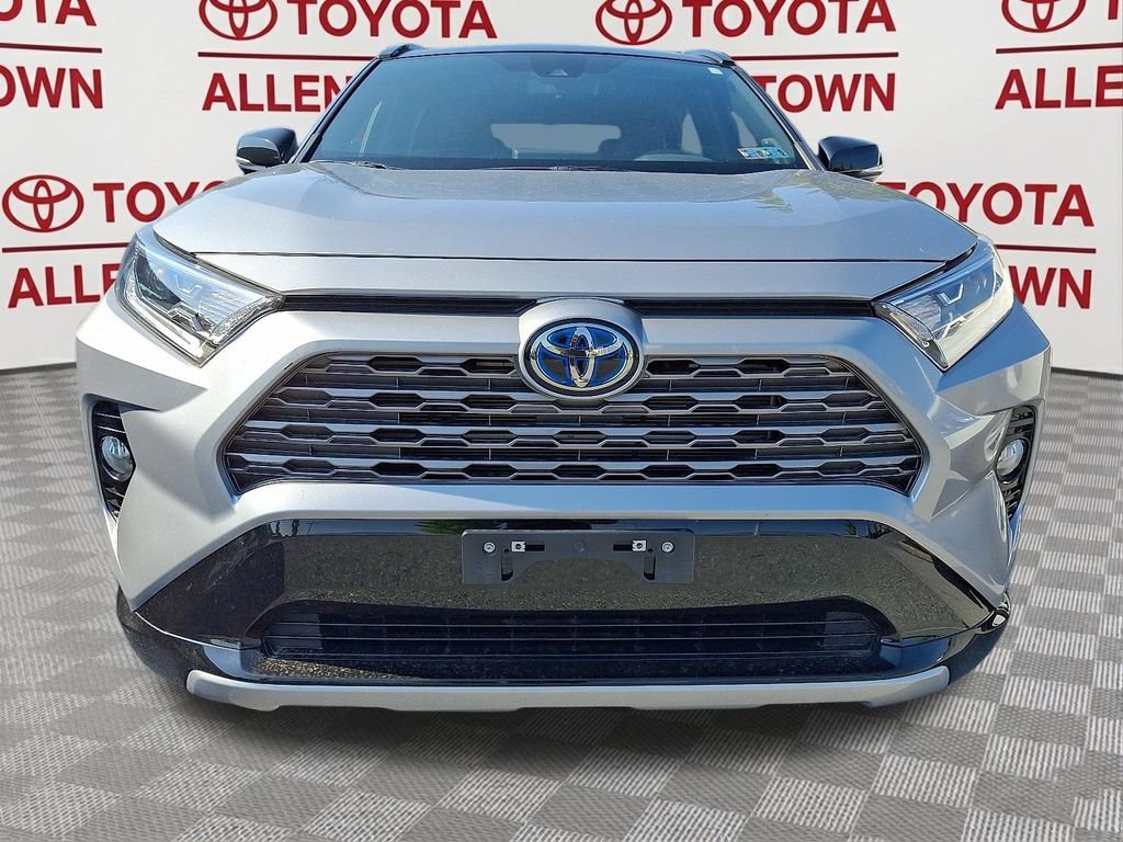 Used 2021 Toyota RAV4 XSE AWD/4WD image 2