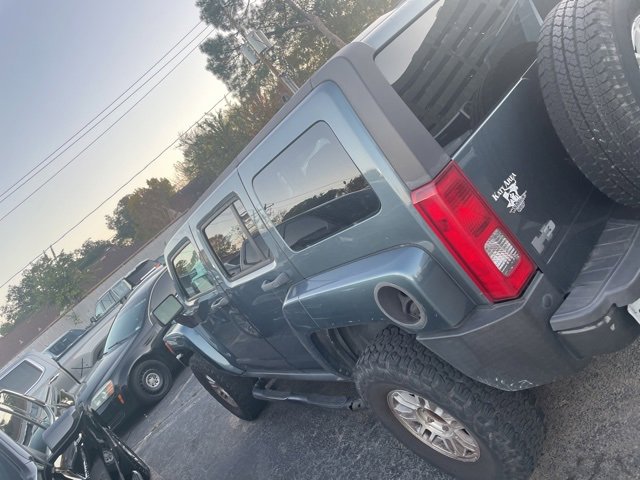Used 2006 HUMMER H3 image 4