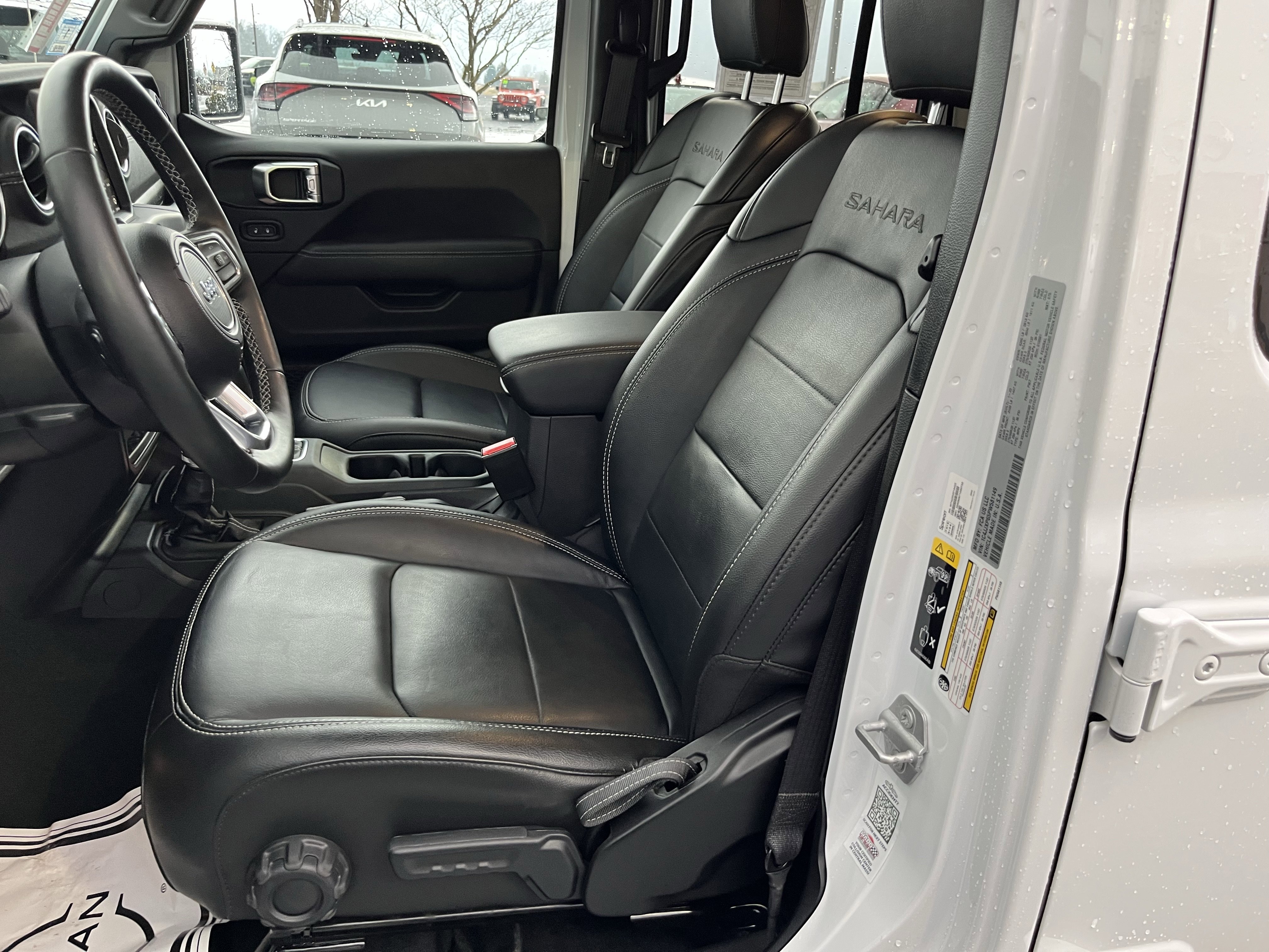 Used 2023 Jeep Wrangler Unlimited Sahara w/ Cold Weather Group image 14