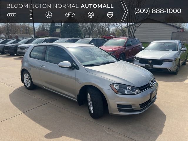 Used 2015 Volkswagen Golf S image 1