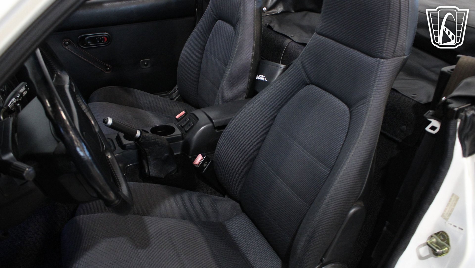 Used 1990 MAZDA MX-5 Miata image 32